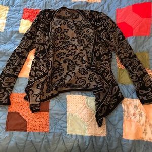 🍁 Valerie Stevens sweater 🍁